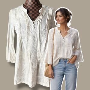 St. Tropez West Linen Blouse Size Small Pleated Beige Bell Sleeve Boho Hippie